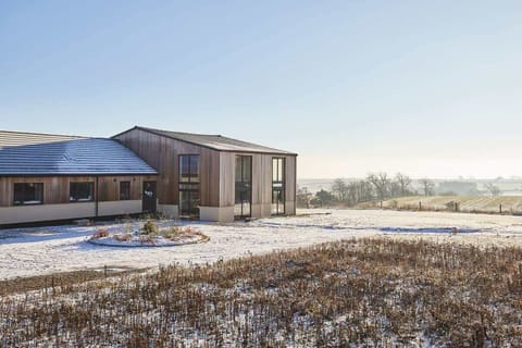 The Gathering, Ingoe - Host & Stay