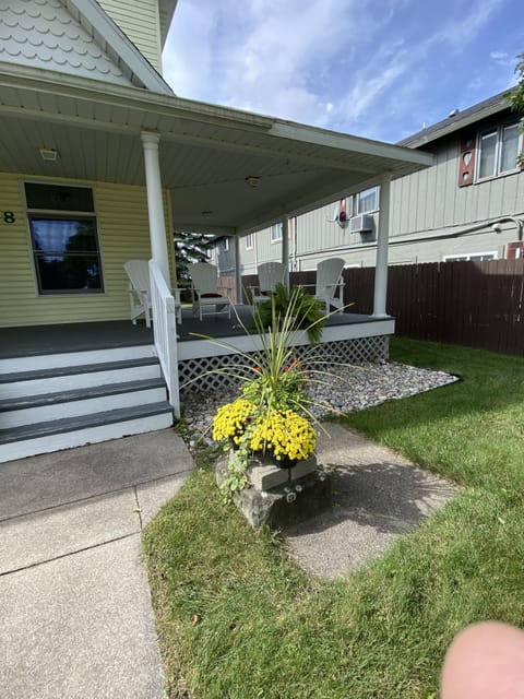 Great private wrap around porch