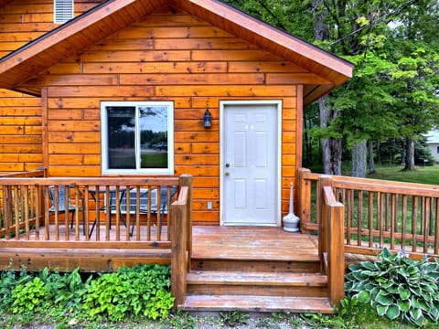 Front of cottage with porch