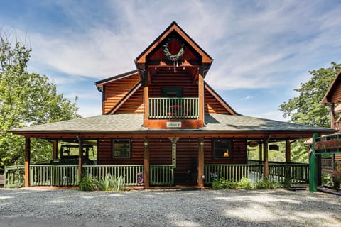 Piney Creek Vacation Rental | 3BR | 3BA | 1,500 Sq Ft