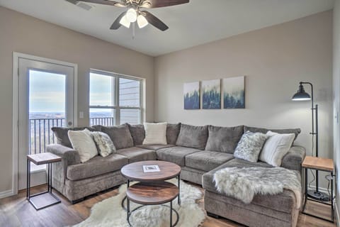 Branson Vacation Rental | 3BR | 2BA | Step-Free Access | 1,173 Sq Ft
