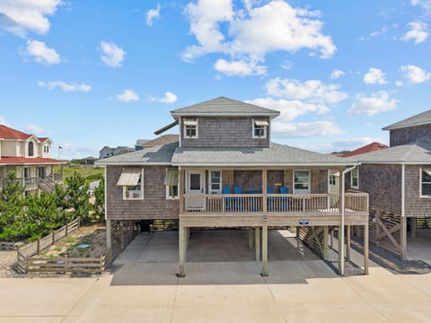 Whalebone Oceanside Cottage D