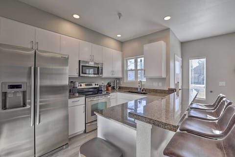 Boise Vacation Rental | 3BR | 1.5BA | 1,100 Sq Ft | Stairs Required