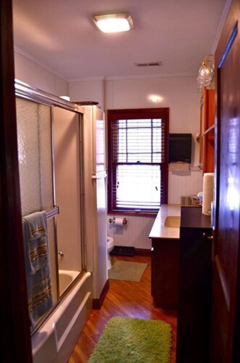 Shower, towels, soap, shampoo