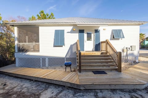 Welcome to Unit 6015 - This 3 bedroom, 2 full bathroom stand alone cottage, offers all you need for an awesome stay near the beach.