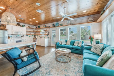 Open Concept Living & Dining Area