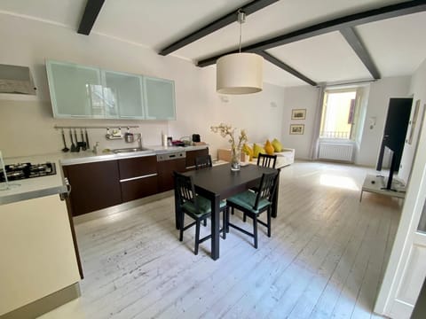 Condo, 1 Bedroom, Smoking, Balcony | Dining