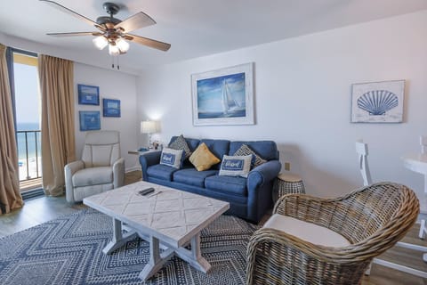 Phoenix III 3068, Orange Beach, Alabama, beach front, 2 bedroom condominium on the 6th floor