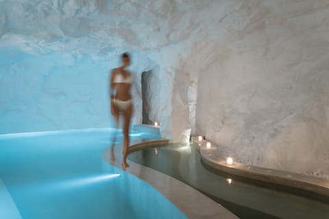 Couples treatment rooms, body treatments, body wraps, body scrubs
