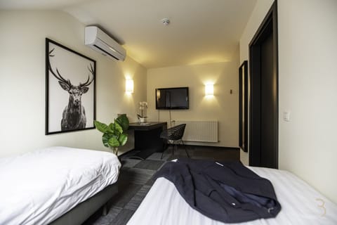 Standard Double Room | Premium bedding, minibar, laptop workspace, soundproofing