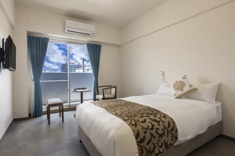 Semi-Double Room [23 sqm], Non Smoking | WiFi (free)