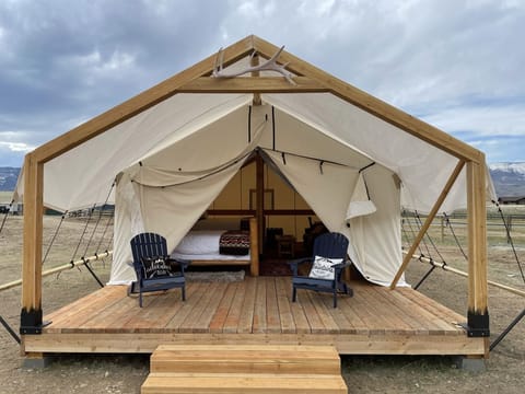 Premier Tent, 1 Bedroom, Non Smoking, Mountain View | Egyptian cotton sheets, premium bedding, down comforters, pillowtop beds