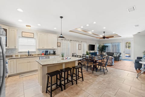 Large kitchen, perfect for entertaining, making homemade meals, or sneaking ice cream at midnight!