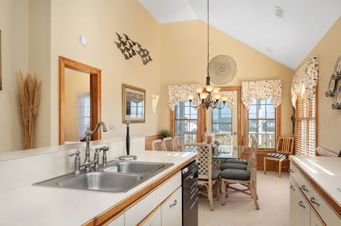 W13: Wedges 13 | TL Kitchen Area