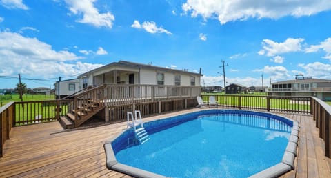 Welcome to Anchors Away by BeachBox