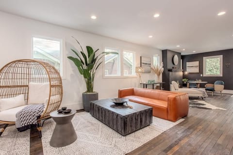 Enjoy this large spacious area with lots of detailed touches.