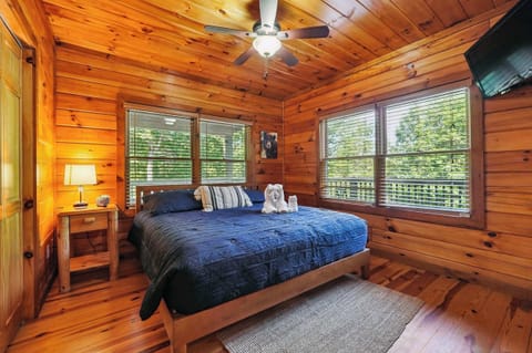 The master suite with great mountain views.
