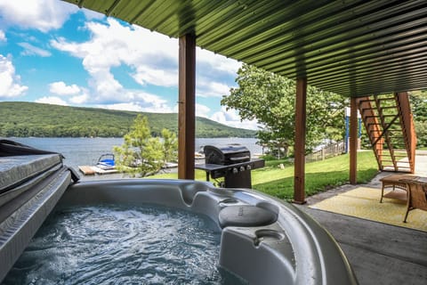 House (5 Bedrooms) | Property amenity
