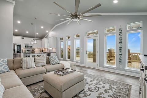 House, 3 Bedrooms | Living area | Smart TV, streaming services