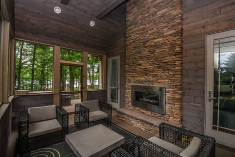House (5 Bedrooms) | Property amenity