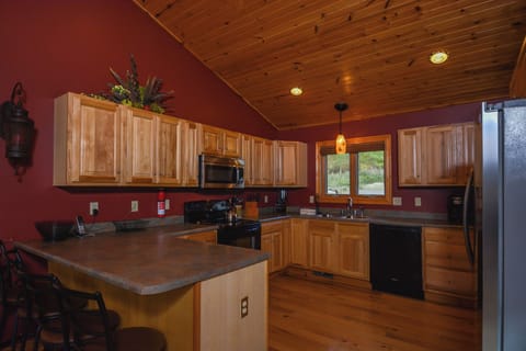 House (4 Bedrooms) | Property amenity