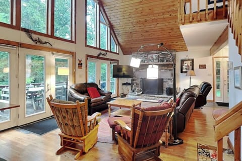 House (5 Bedrooms) | Property amenity