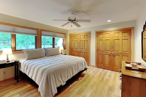 House (5 Bedrooms) | Property amenity