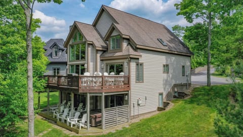 House (5 Bedrooms) | Exterior