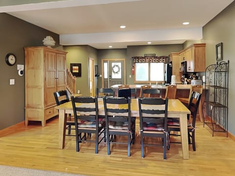 House (4 Bedrooms) | Property amenity