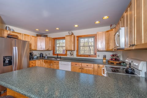 House (3 Bedrooms) | Property amenity