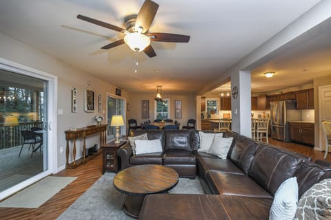 House (6 Bedrooms) | Property amenity