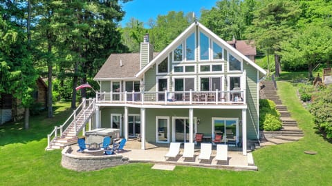 House (4 Bedrooms) | Front of property