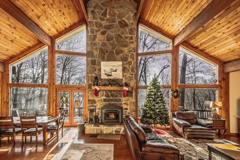 House (4 Bedrooms) | Property amenity