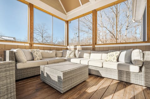 House (5 Bedrooms) | Property amenity