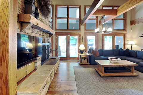 House (5 Bedrooms) | Property amenity