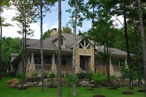 House (5 Bedrooms) | Front of property