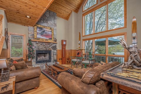 House (5 Bedrooms) | Property amenity