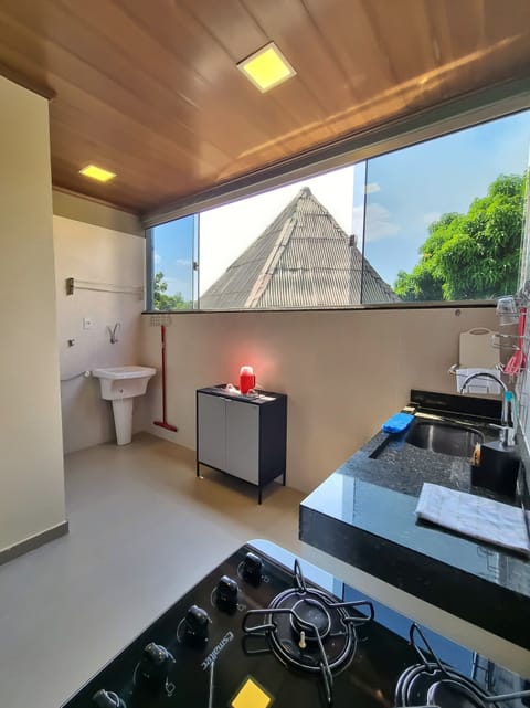 Superior Room | Private kitchen | Microwave, oven, cookware/dishes/utensils