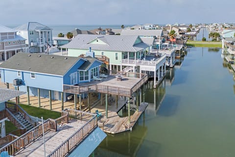 Galveston Vacation Rental | 3BR | 2BA | 1,292 Sq Ft | Stairs Required