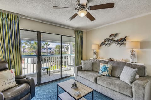Condo (1 Bedroom) | Front of property
