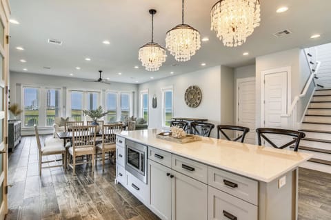 House (4 Bedrooms) | Property amenity
