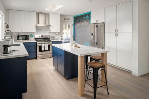 All new appliances in the kitchen!