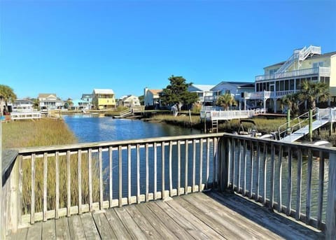 Stationary Dock