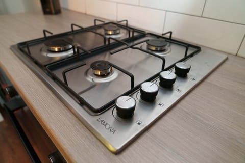 Superior House, Ensuite (2 Bedroom House ) | Shared kitchen