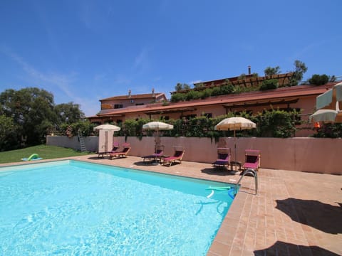 Holiday Home Swimming Pool