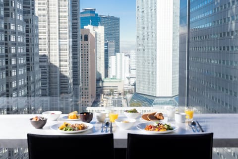 Daily buffet breakfast for a fee