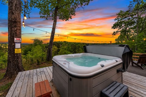 Toast a glass of wine to blissful blessings while submerged in our heavenly hot tub - perched atop the highest summit nestled within Coosawattee River Resort's gates. Let us pamper you; all are welcome at this divine family-friendly retreat.