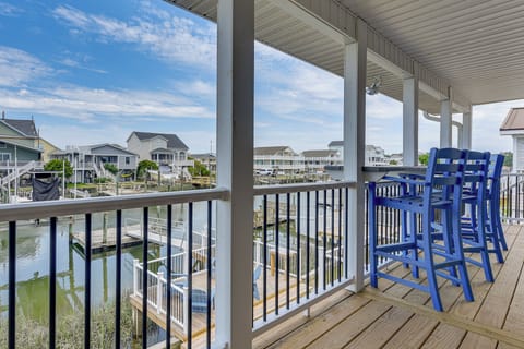 Ocean Isle Beach Vacation Rental | 3BR | 2.5BA | 1,332 Sq Ft | Stairs Required