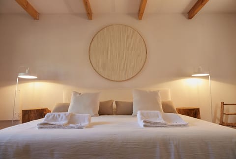 Cottage | 4 bedrooms, iron/ironing board, bed sheets