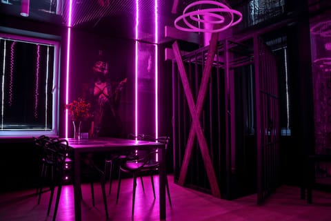 2 bedrooms, laptop workspace, WiFi (free), individually decorated